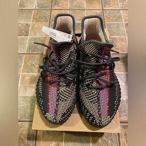 ADIDAS YEEZY BOOST 350 V2 ‘YECHEIL’